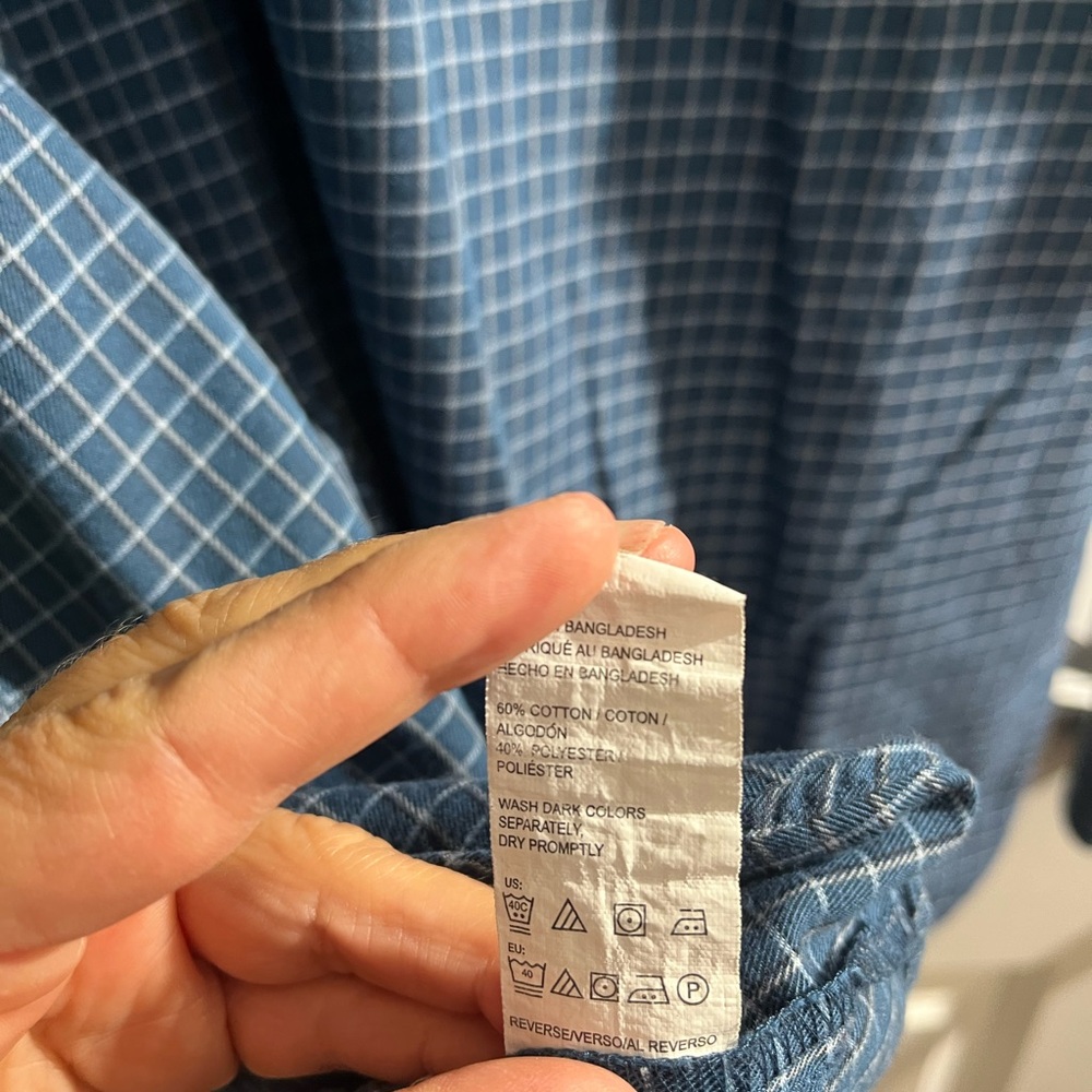 Van Heusen Blue Checked Long-Sleeve Button-Down Shirt - Picture 4 of 4